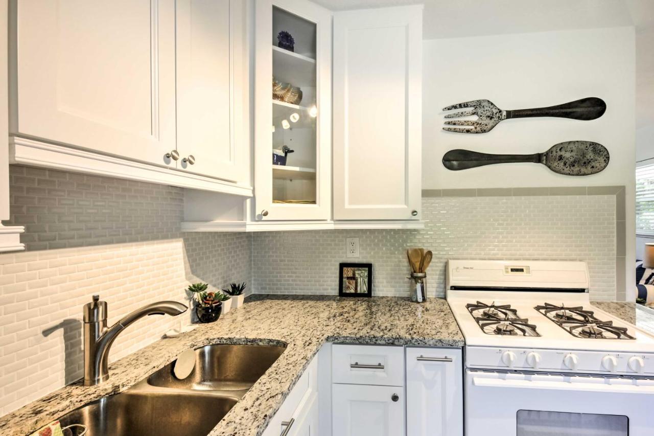 New Smyrna Beach Abode With Fire Pit, Walk To Beach! Ngoại thất bức ảnh