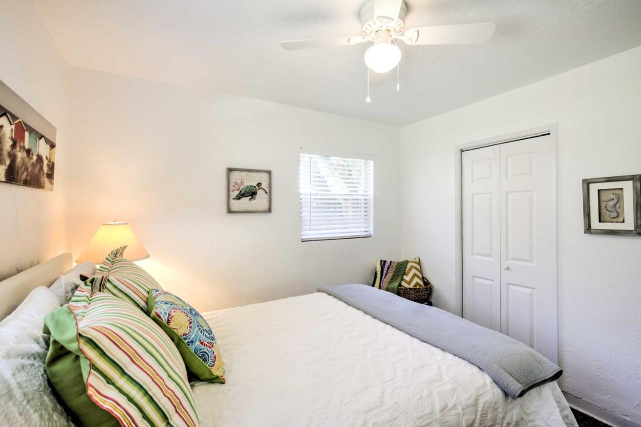 New Smyrna Beach Abode With Fire Pit, Walk To Beach! Ngoại thất bức ảnh